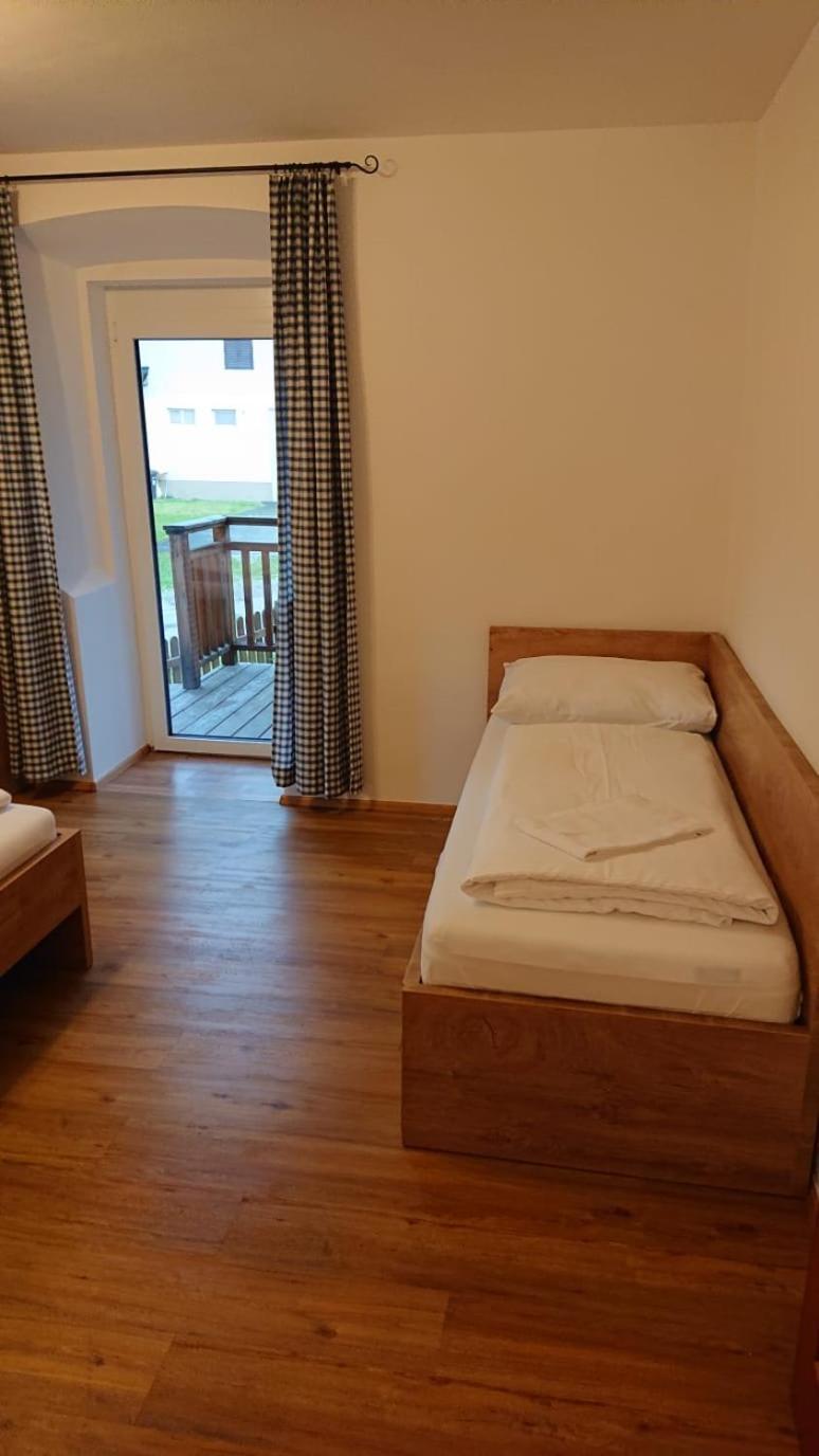 Alte Schule Apartment Rattendorf Екстериор снимка